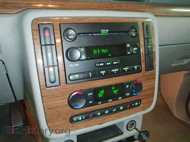 2004 FORD FREESTAR - VIN: 2FMDA58284BA55751 - Фото 9