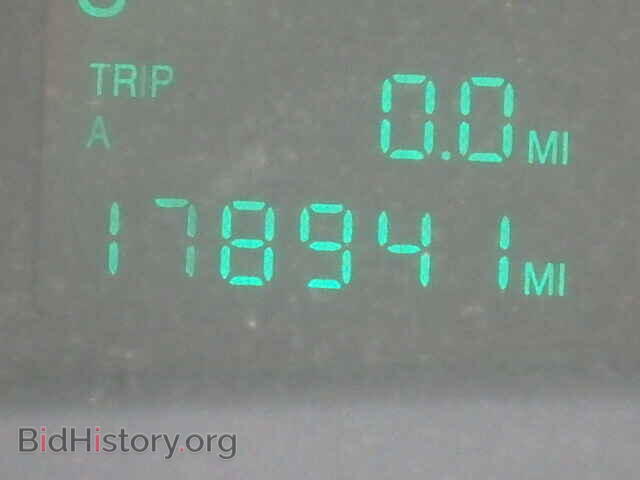 2003 CADILLAC DEVILLE - VIN: 1G6KD54Y83U160461 - Photo 8