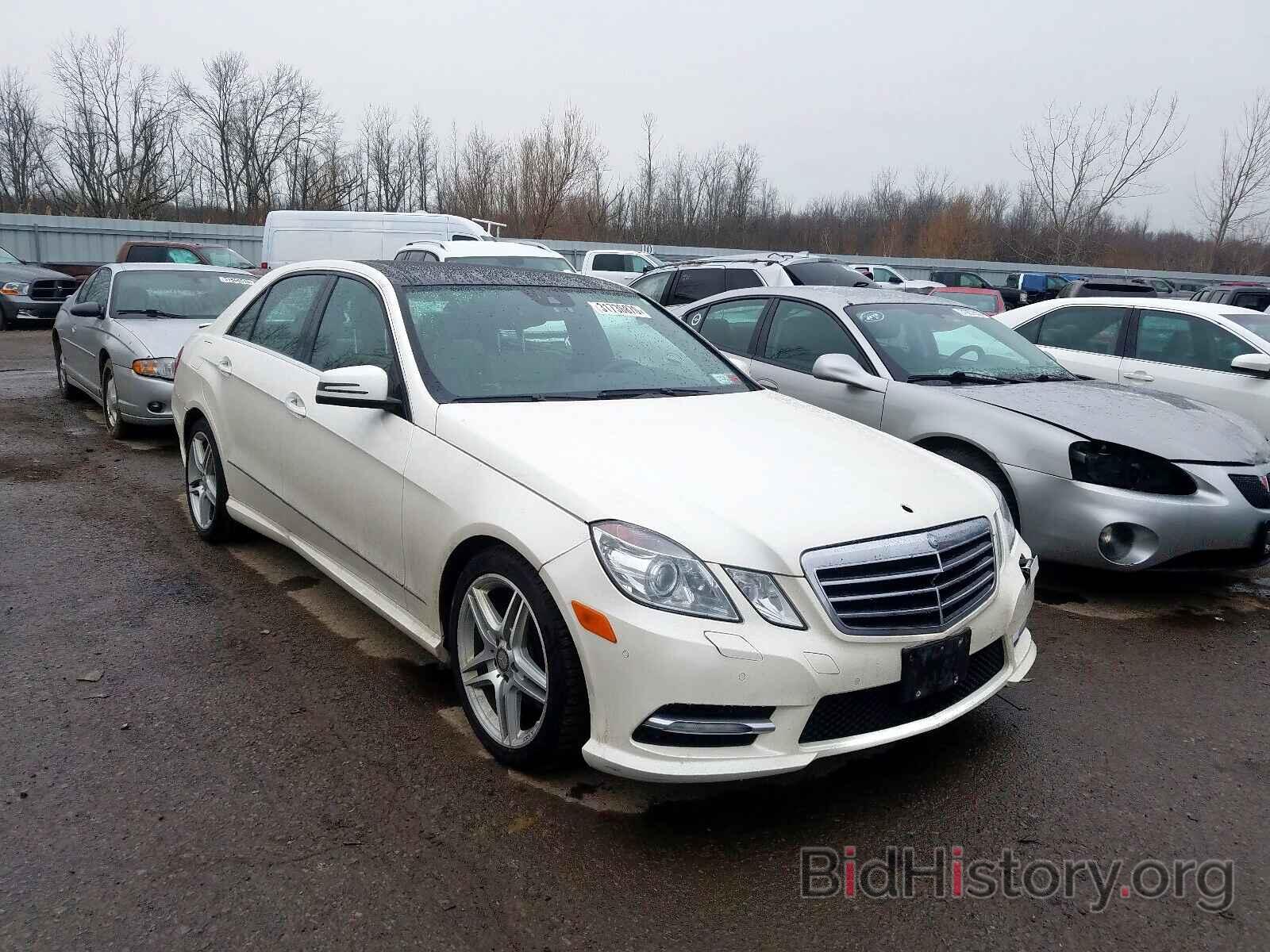 Photo WDDHF8JB3DA701539 - MERCEDES-BENZ E CLASS 2013