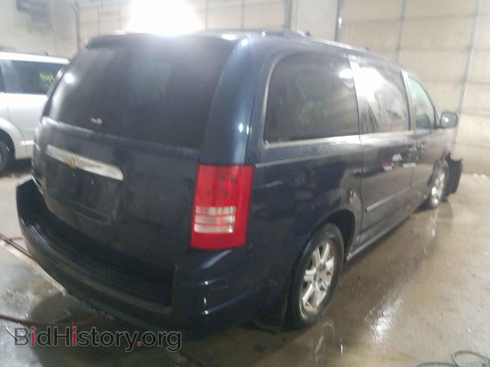 2008 CHRYSLER MINIVAN - VIN: 2A8HR54P48R774355 - Фото 4
