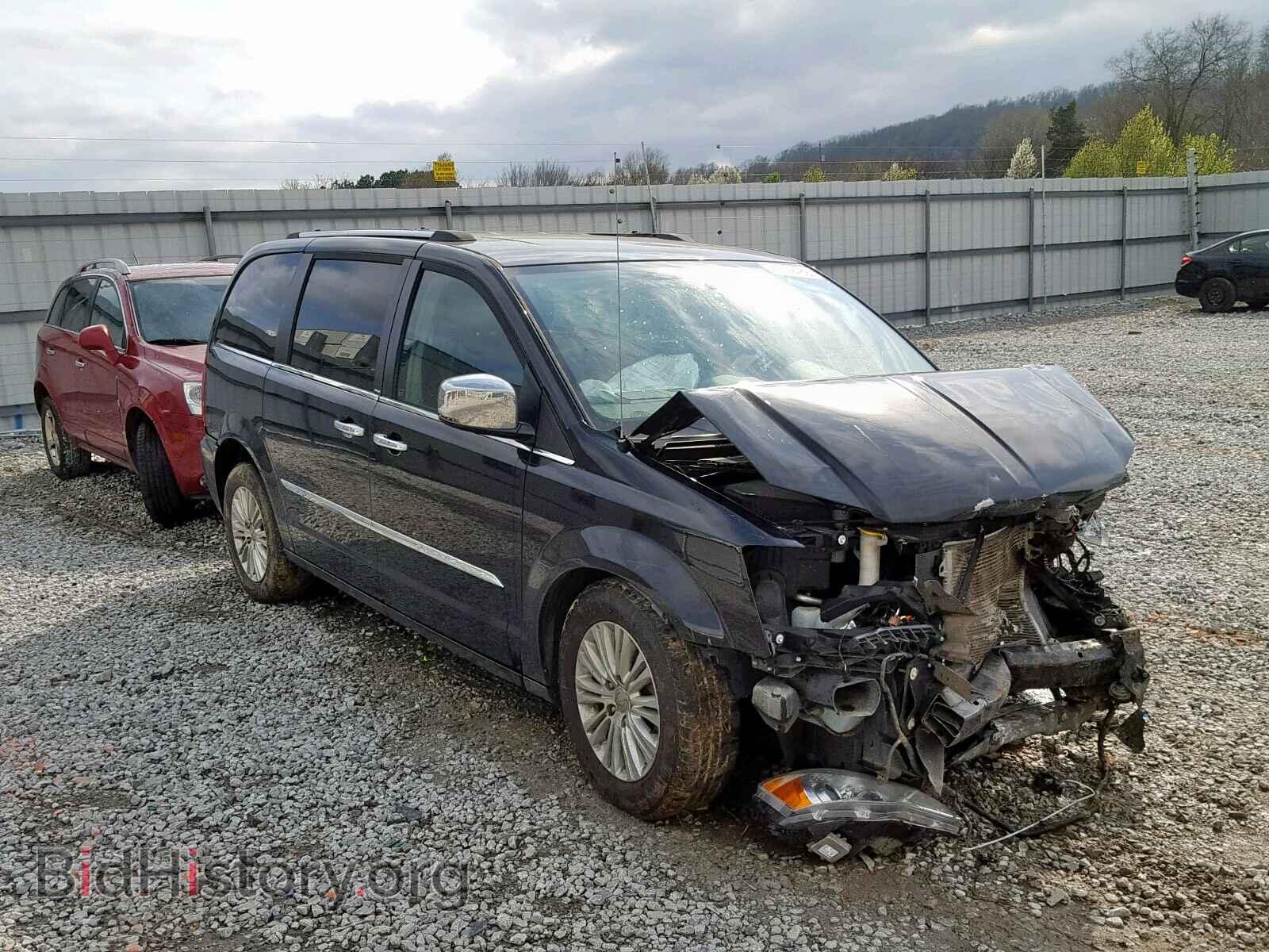 Фотография 2C4RC1GG0DR607258 - CHRYSLER TOWN & COU 2013