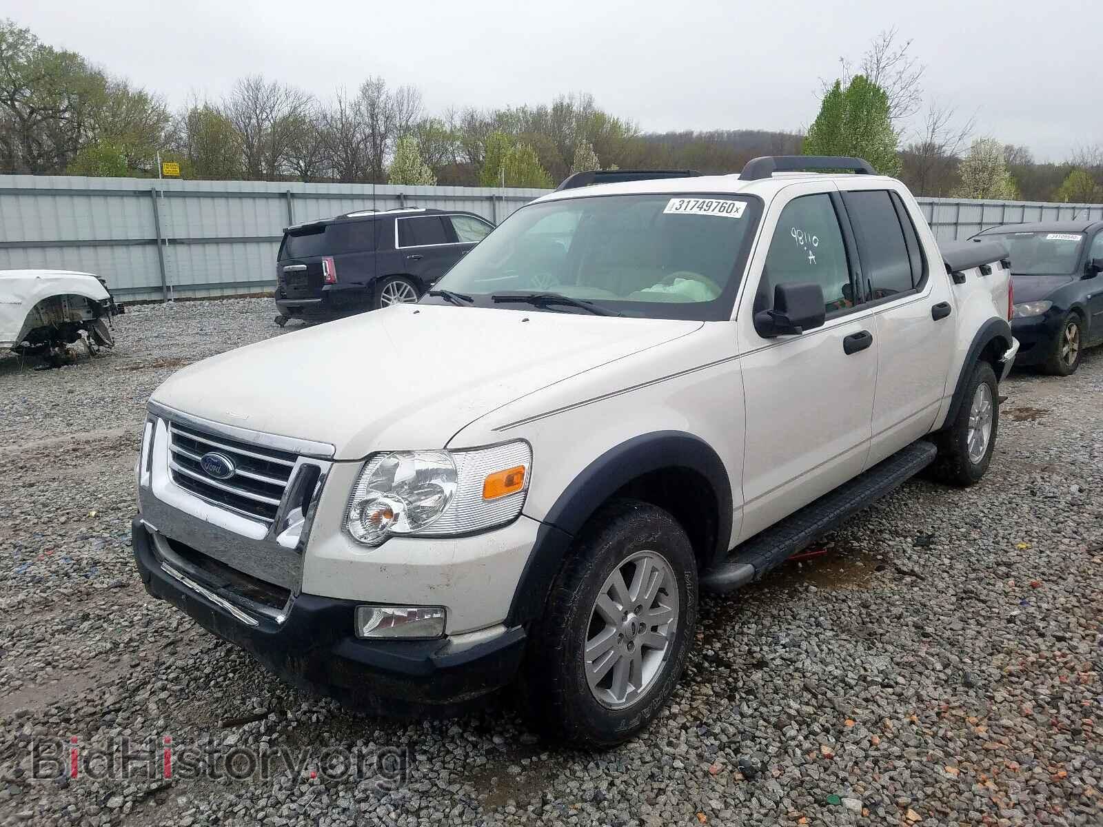 2008 FORD EXPLORER - VIN: 1FMEU31E88UA28604 - Фото 2