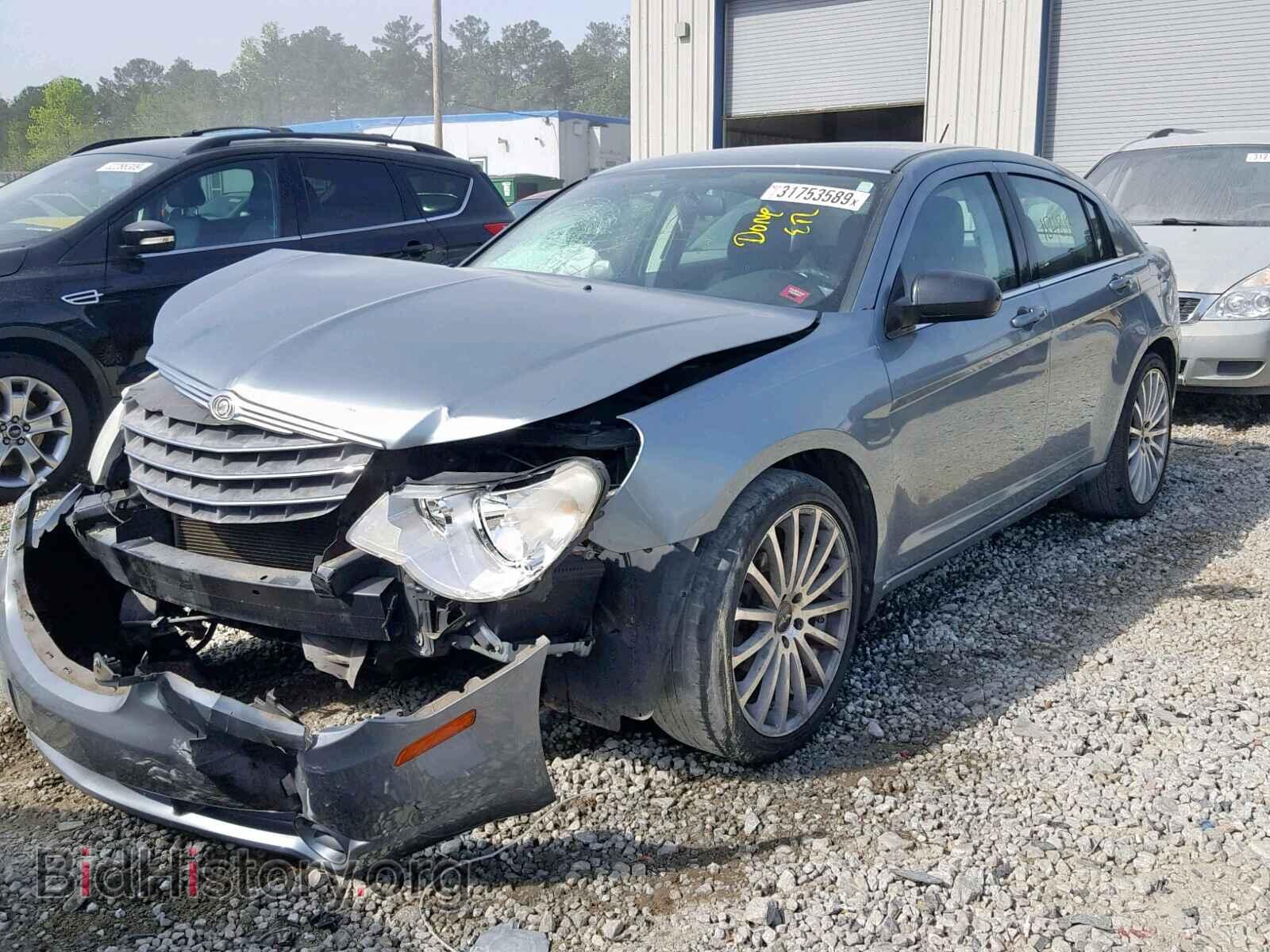 2010 CHRYSLER SEBRING - VIN: 1C3CC4FB8AN147986 - Фото 2