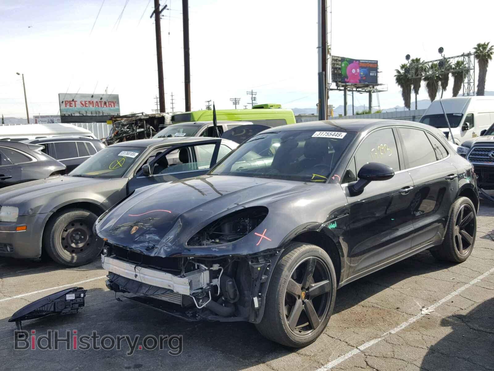 2017 PORSCHE MACAN - VIN: WP1AA2A50HLB80497 - Photo 2
