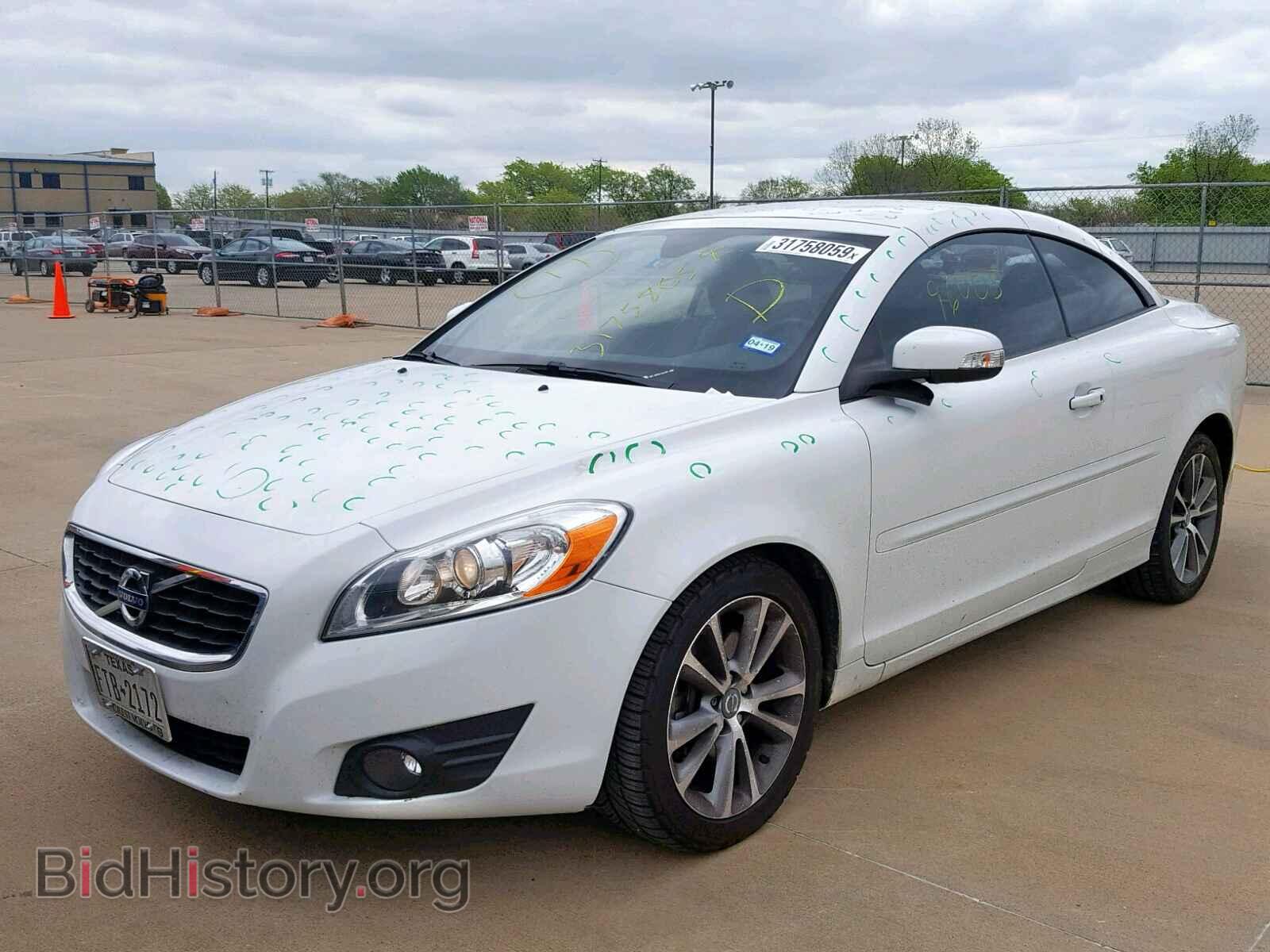 2012 VOLVO C70 - VIN: YV1672MC4CJ128918 - Фото 2