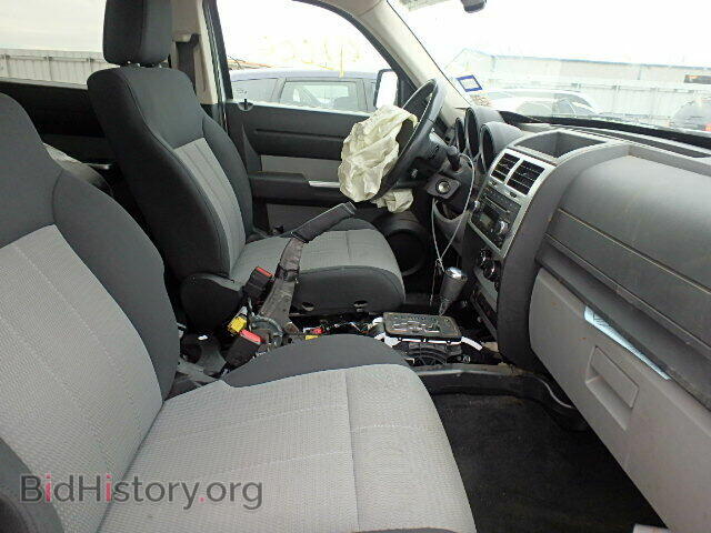 2008 DODGE NITRO - VIN: 1D8GU58K68W145270 - Photo 5