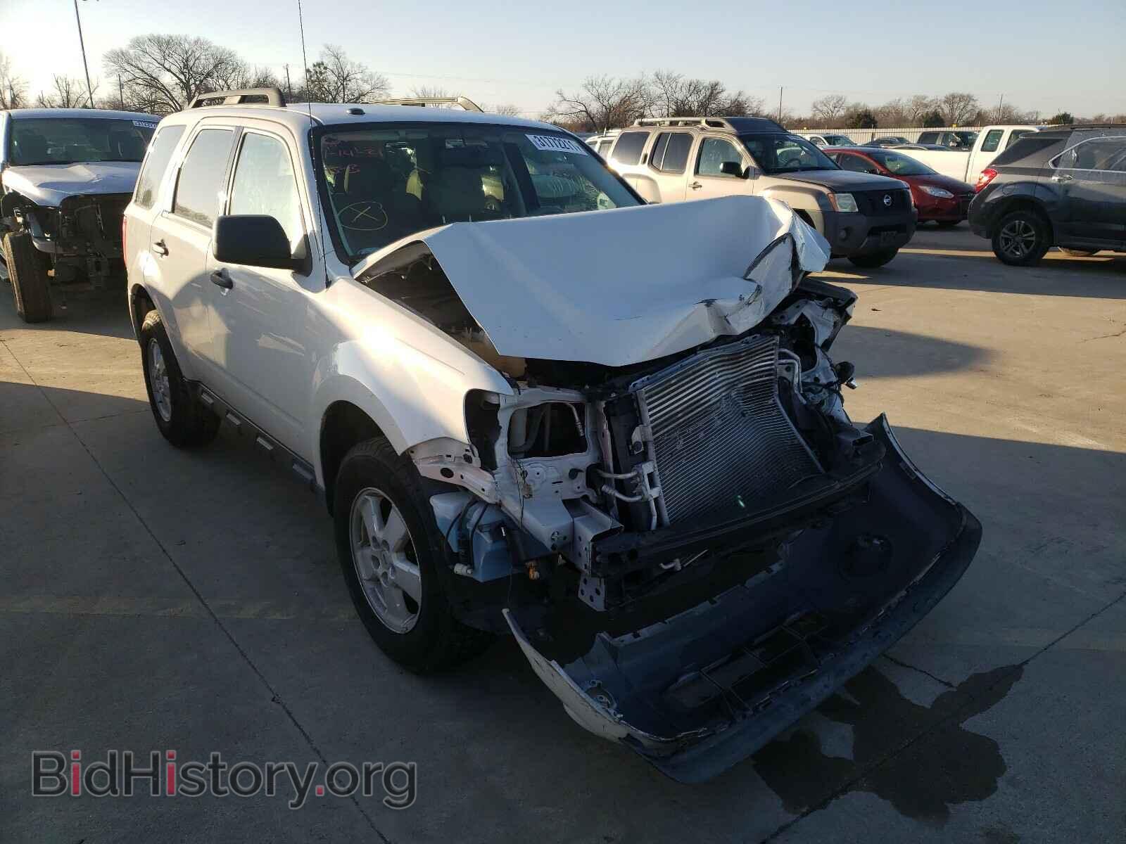 Фотография 1FMCU0D73BKC51073 - FORD ESCAPE 2011
