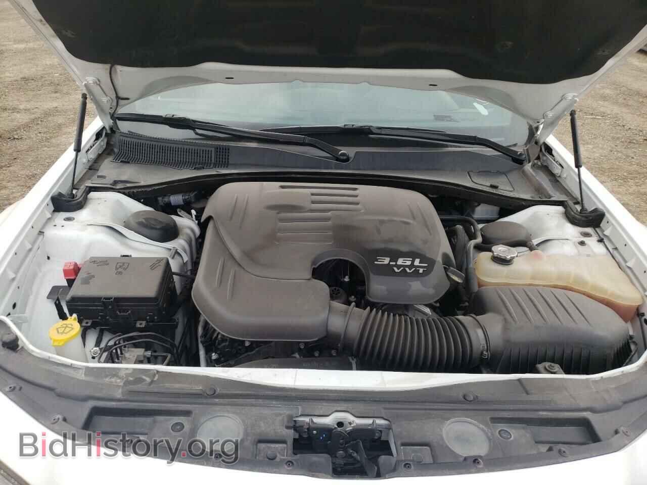 2019 CHRYSLER 300 - VIN: 2C3CCABG3KH656006 - Фото 7