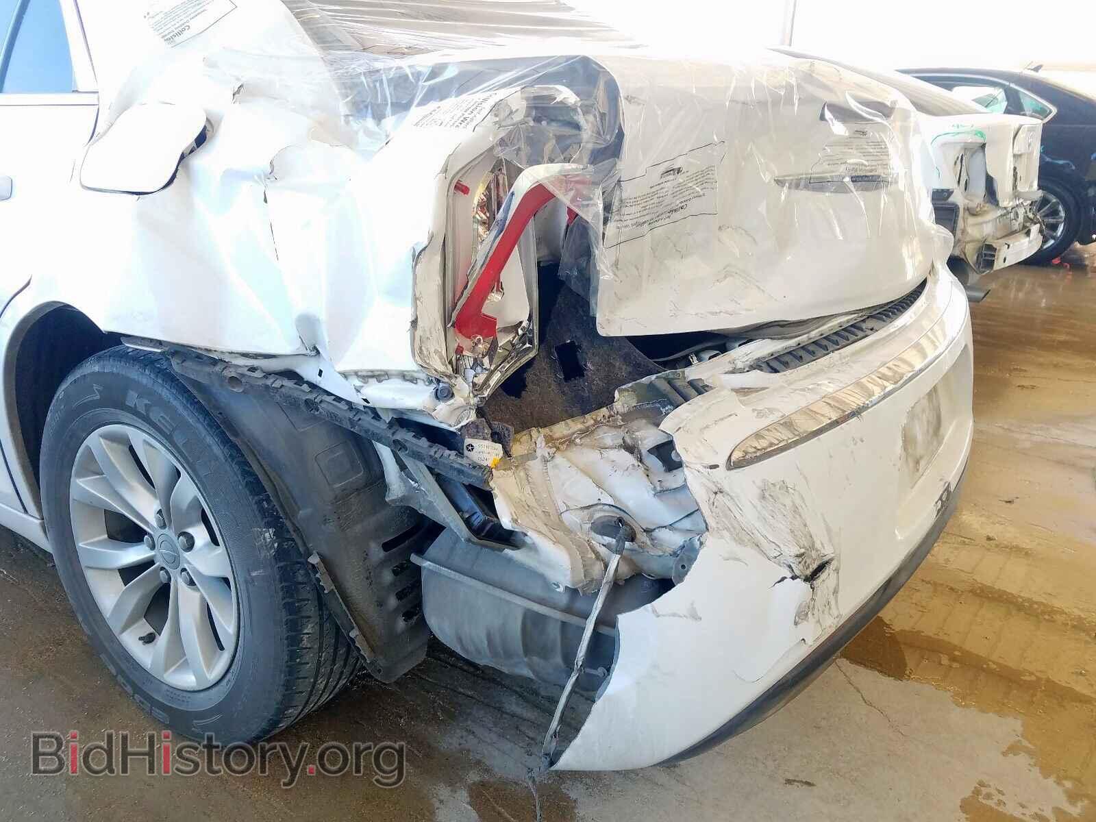 2015 CHRYSLER 300 - VIN: 2C3CCAAG1FH931797 - Фото 9