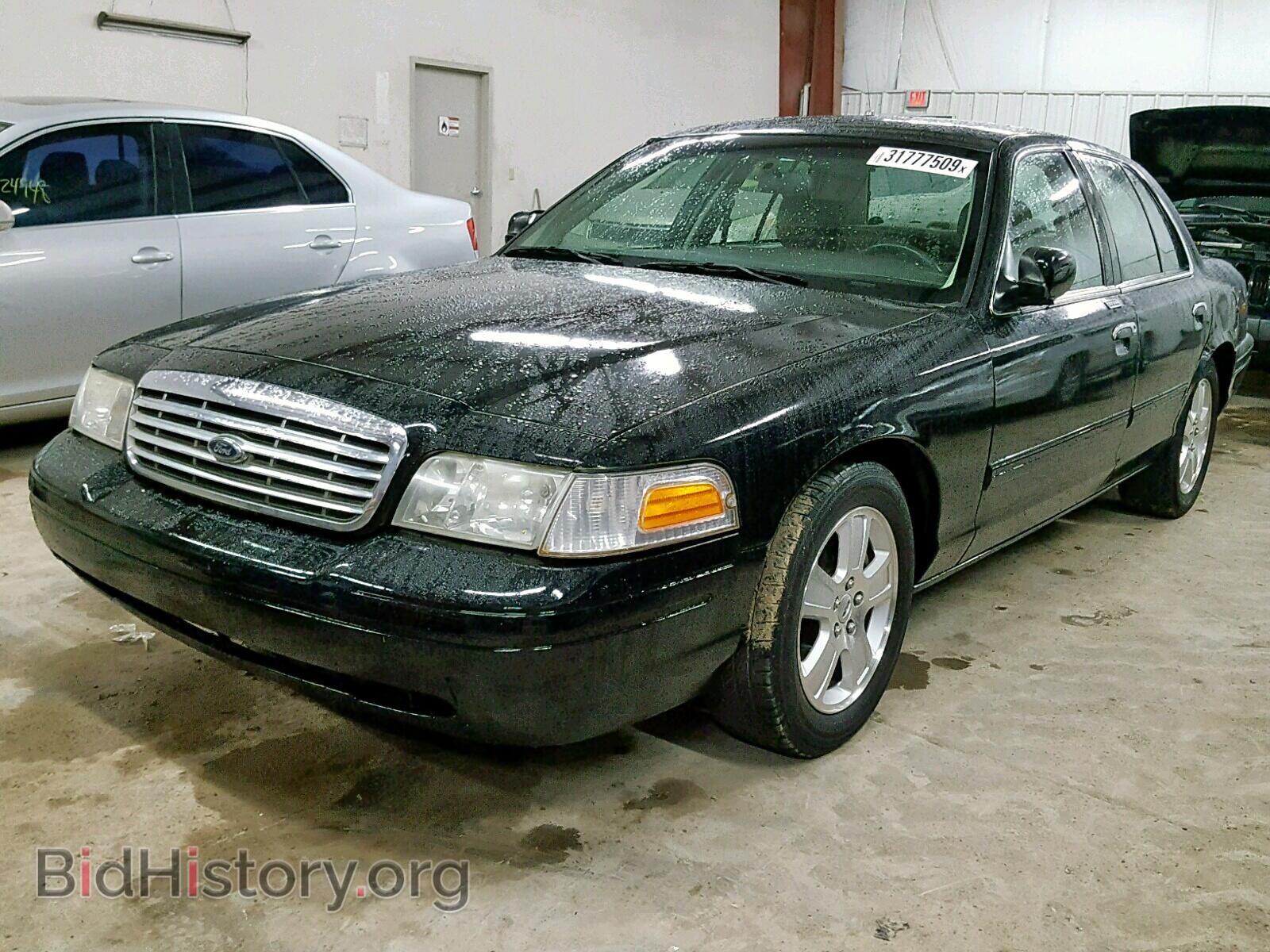 2011 FORD CROWN VIC - VIN: 2FABP7EV4BX145103 - Фото 2