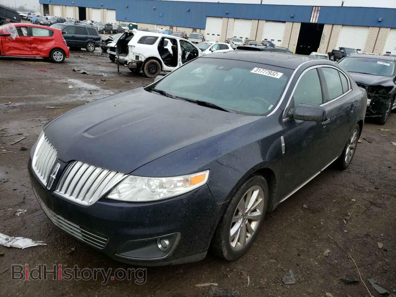 2009 LINCOLN MKS - VIN: 1LNHM94RX9G619600 - Фото 2