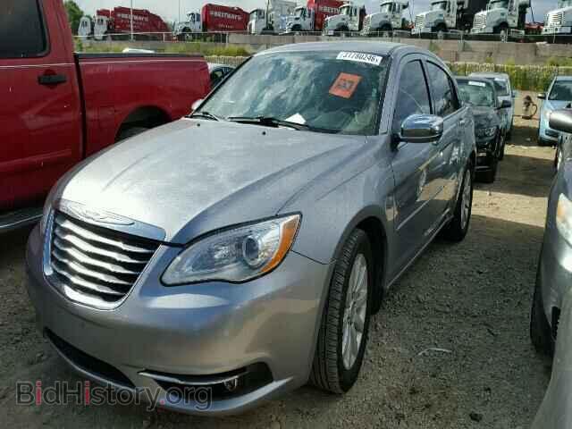 2013 CHRYSLER 200 - VIN: 1C3CCBCG8DN559172 - Фото 2