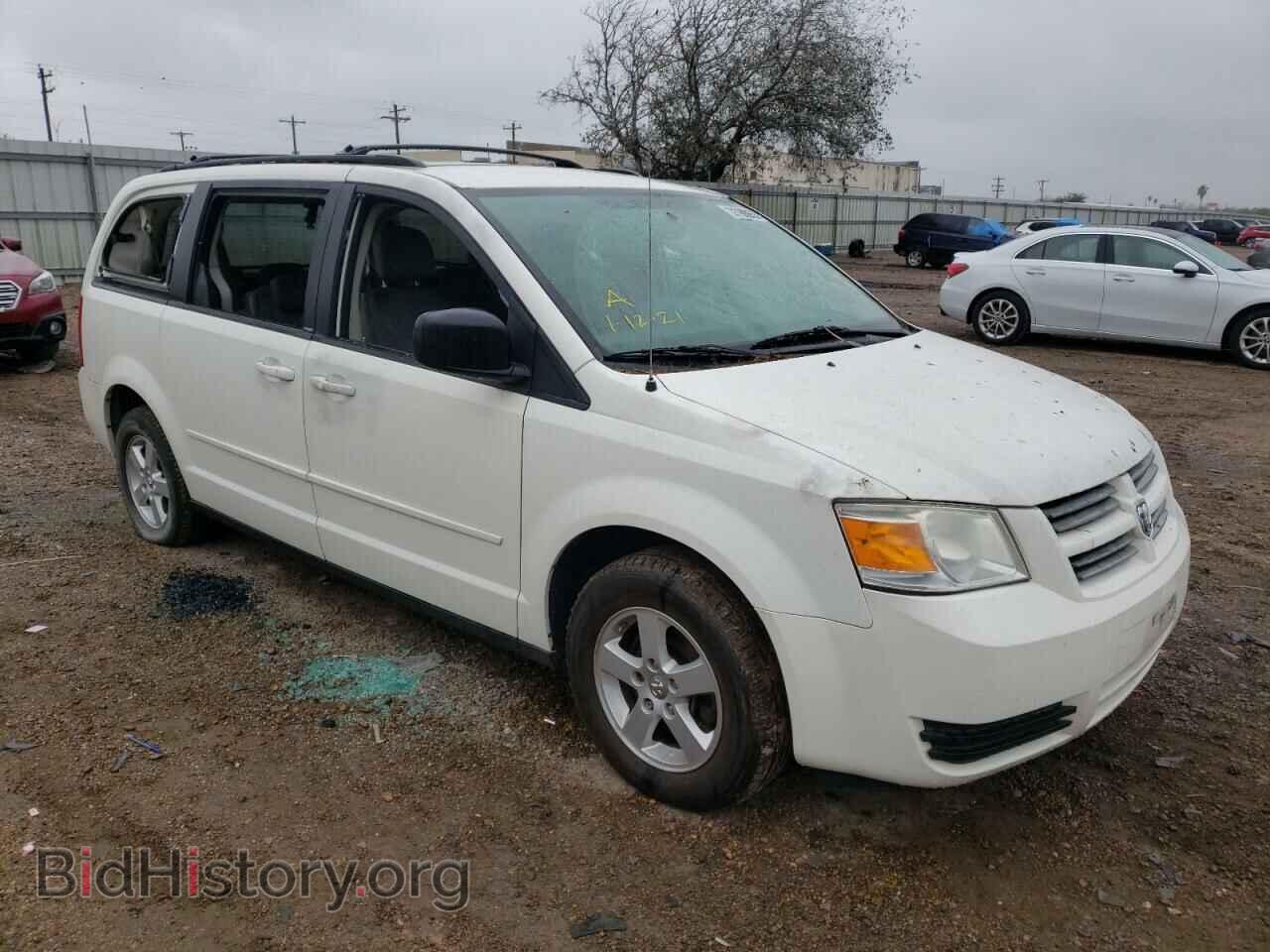 Photo 2D4RN3D12AR379963 - DODGE CARAVAN 2010