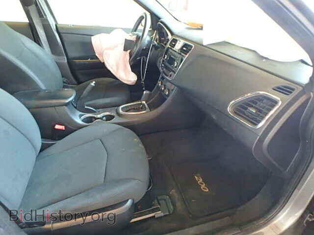 2012 CHRYSLER 200 - VIN: 1C3CCBAB0CN155403 - Фото 5