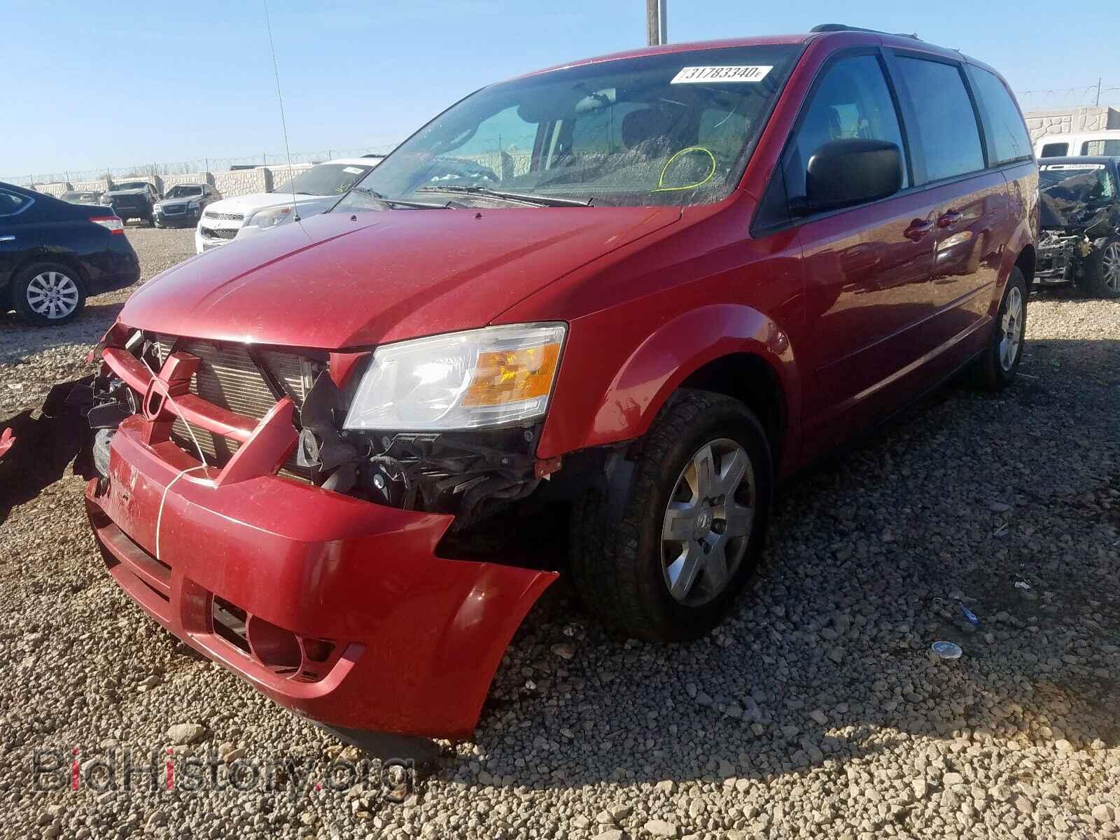2010 DODGE CARAVAN - VIN: 2D4RN4DE4AR130041 - Photo 2