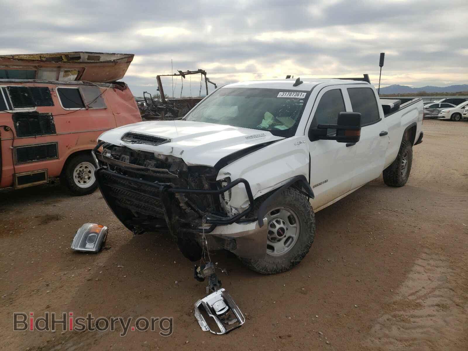 2017 GMC SIERRA - VIN: 1GT12REY4HF232384 - Фото 2