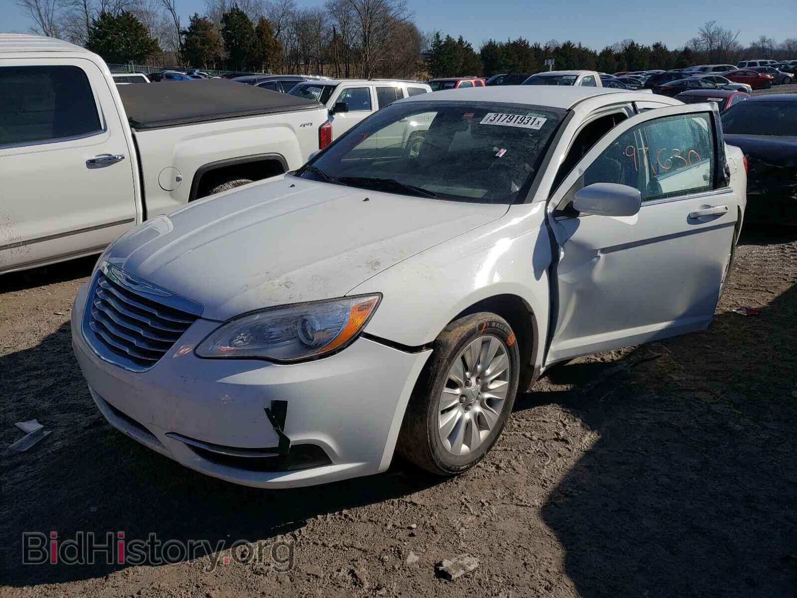 2014 CHRYSLER 200 - VIN: 1C3CCBAB7EN124488 - Фото 2