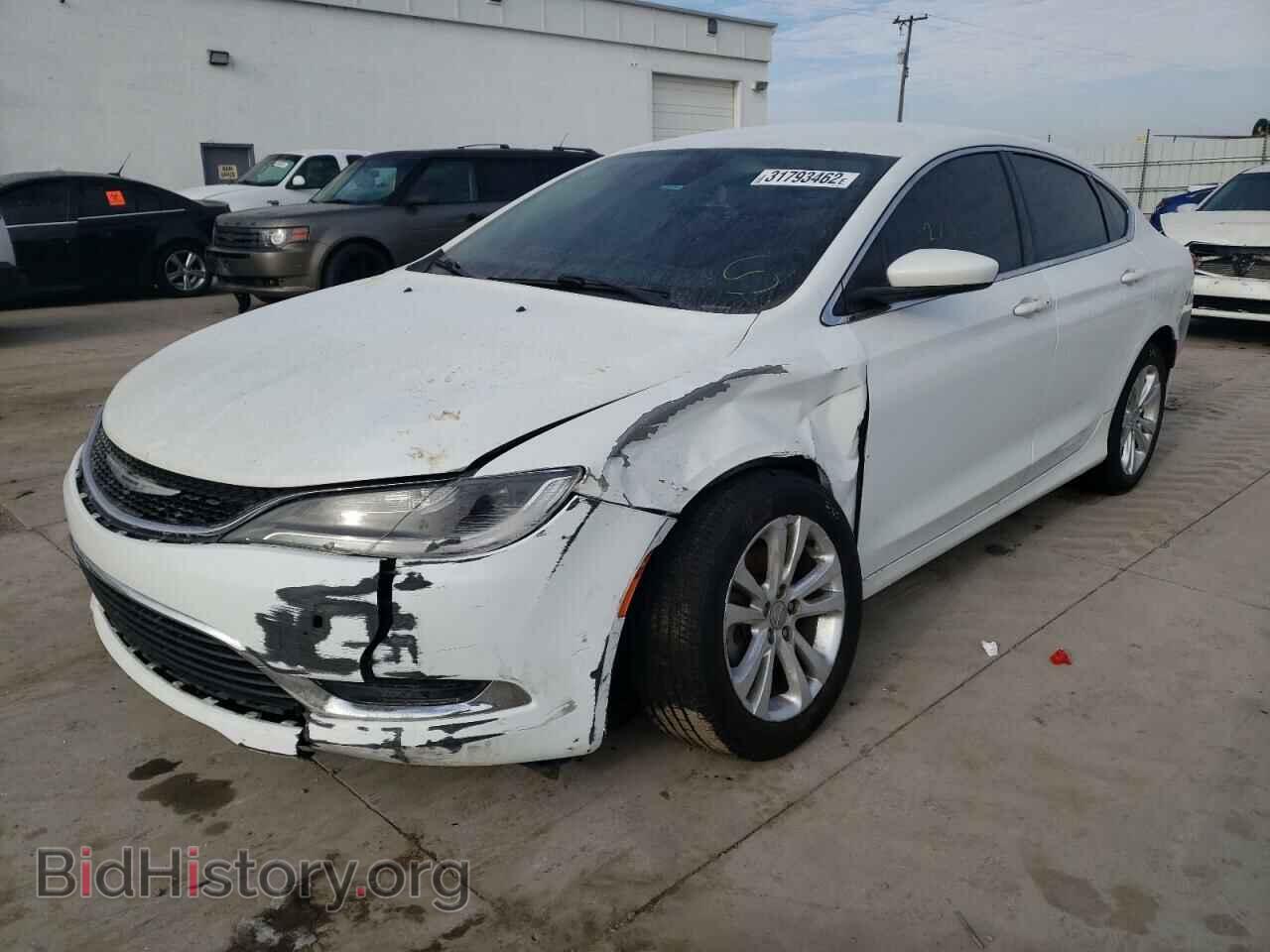 2015 CHRYSLER 200 - VIN: 1C3CCCAB5FN675400 - Фото 2