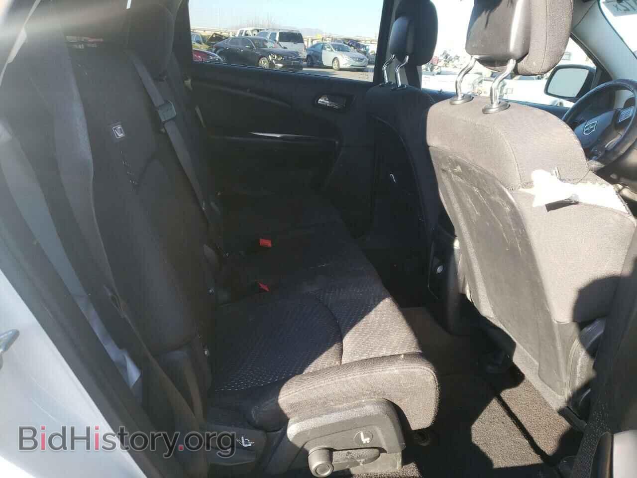 2017 DODGE JOURNEY - VIN: 3C4PDCBG1HT537618 - Фото 6