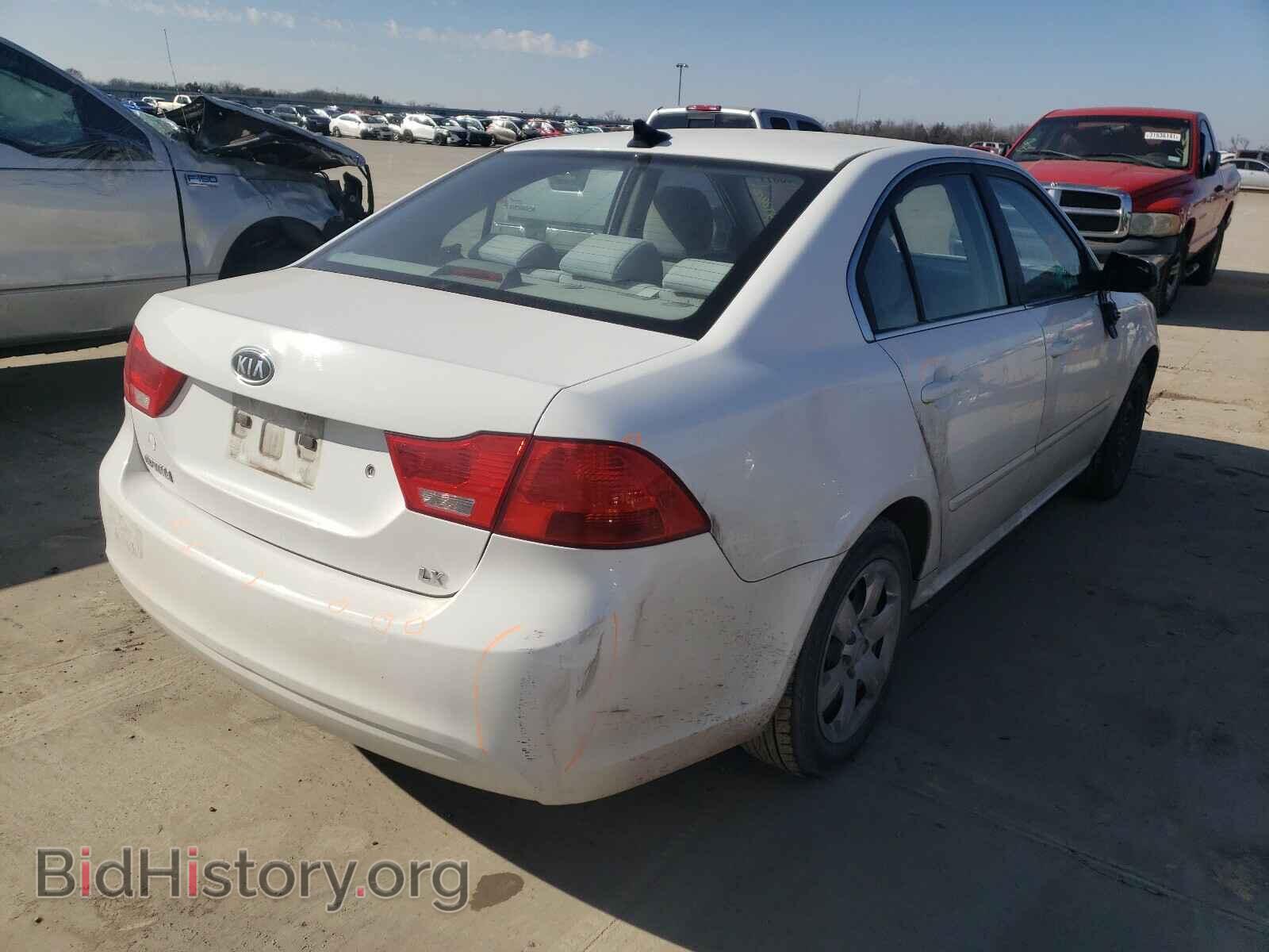 2009 KIA OPTIMA - VIN: KNAGE228295351441 - Фото 4