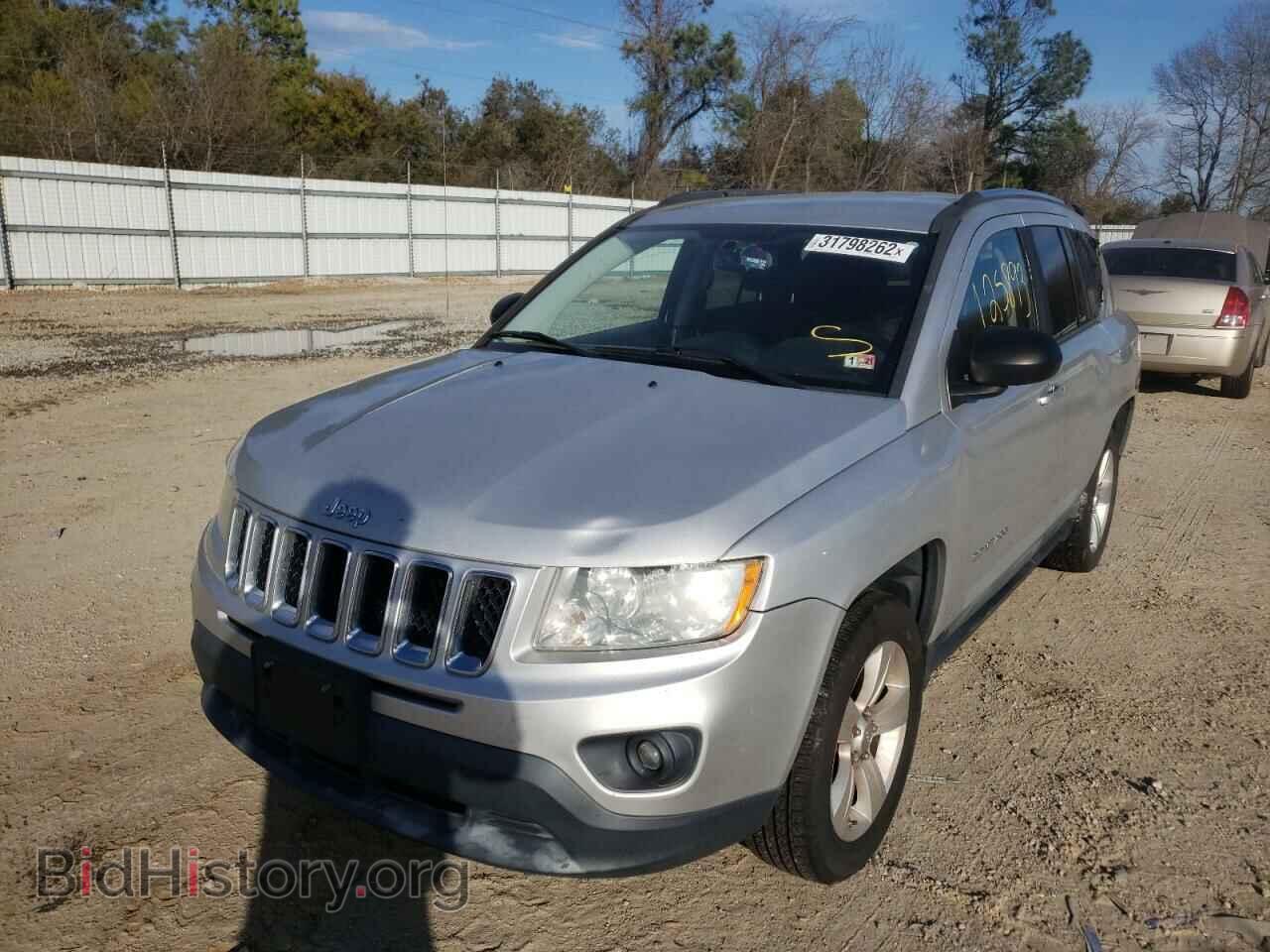 2011 JEEP COMPASS - VIN: 1J4NF1FB5BD216614 - Photo 2