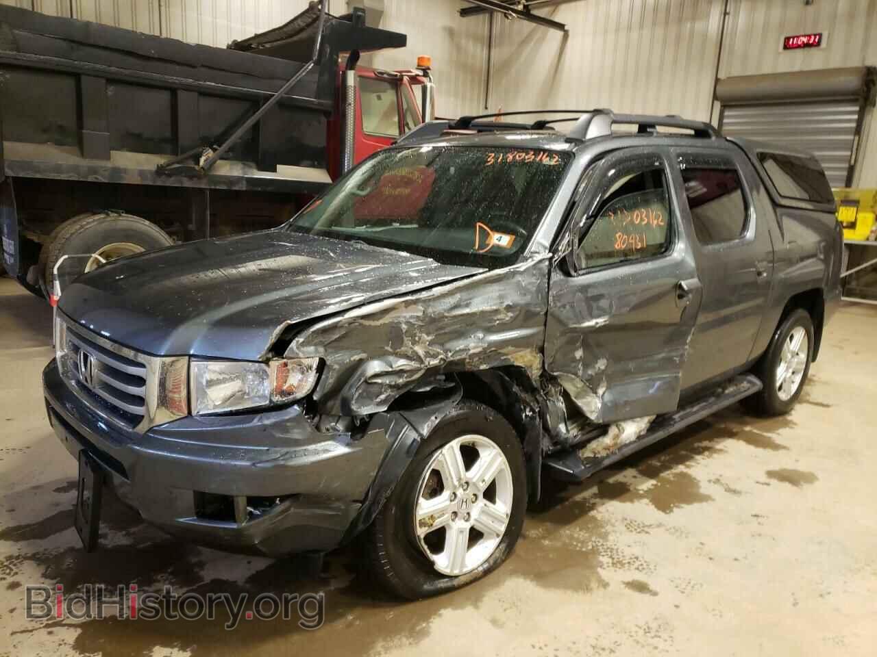 2013 HONDA RIDGELINE - VIN: 5FPYK1F57DB007256 - Фото 2