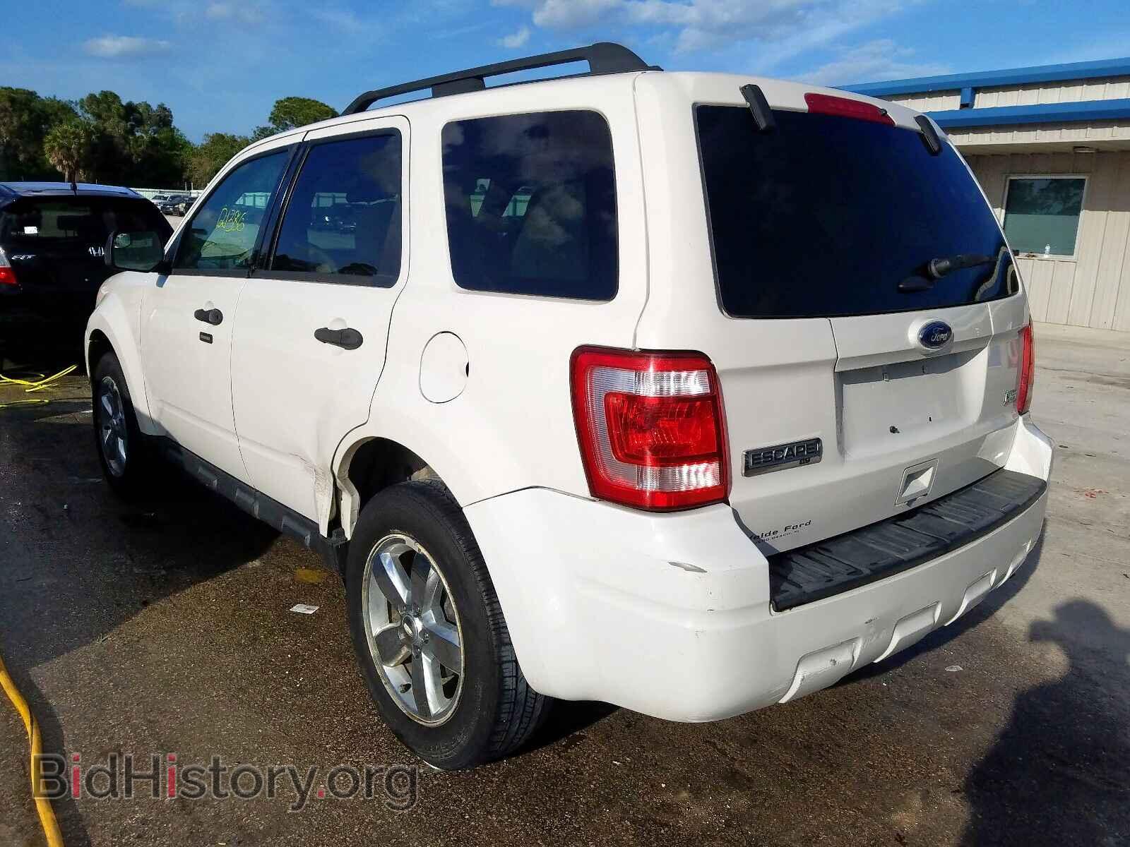 2011 FORD ESCAPE - VIN: 1FMCU0DG4BKB10089 - Фото 3
