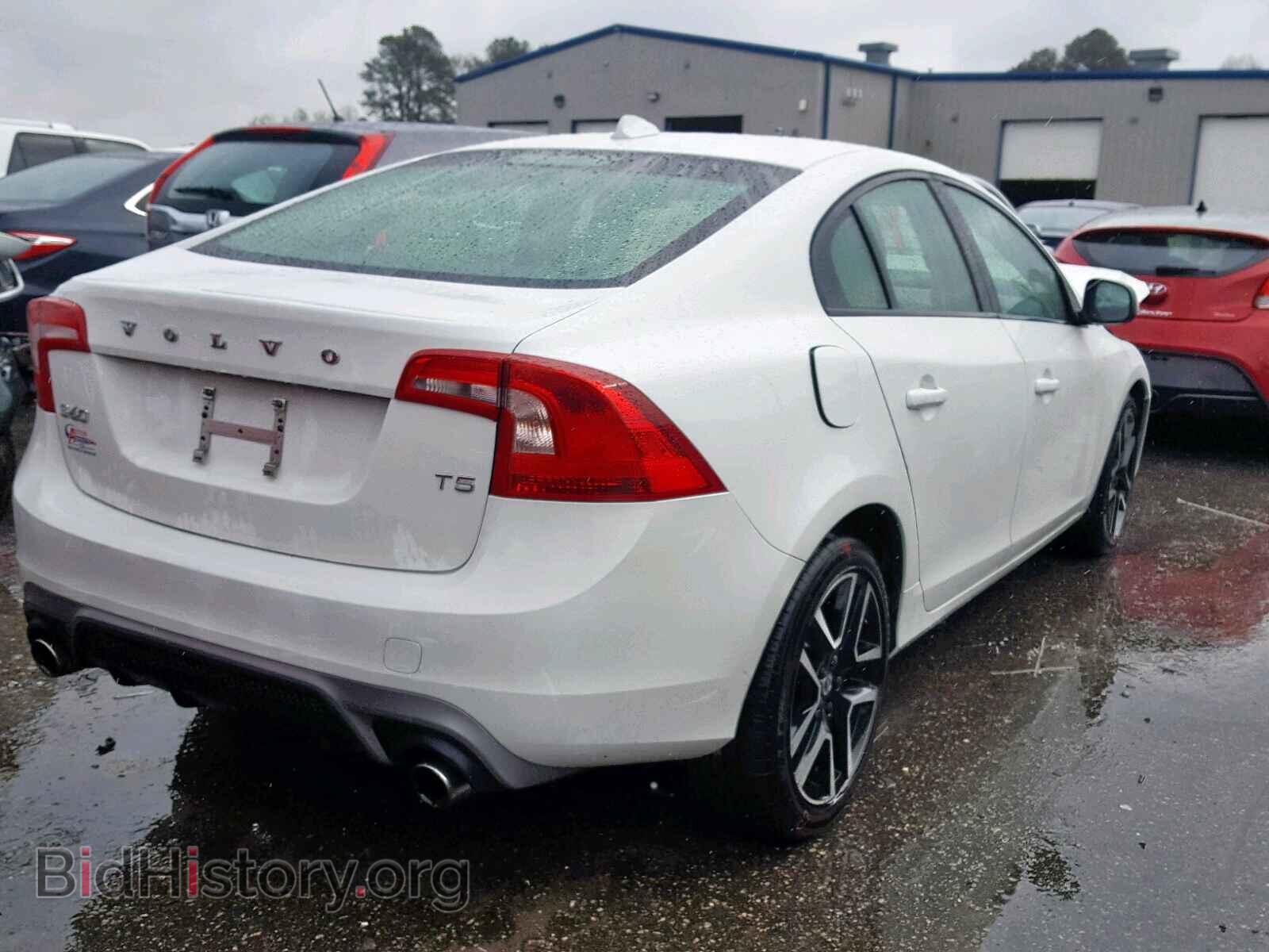 2017 VOLVO S60 - VIN: YV126MFL1H2420649 - Фото 4