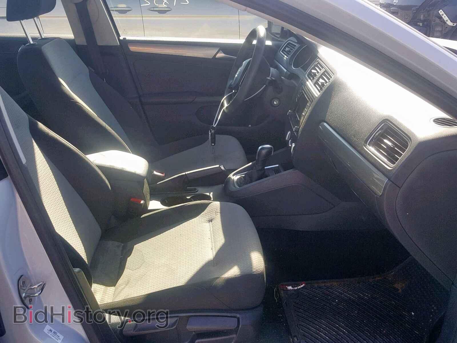 2017 VOLKSWAGEN JETTA - VIN: 3VW2B7AJ1HM321053 - Фото 5