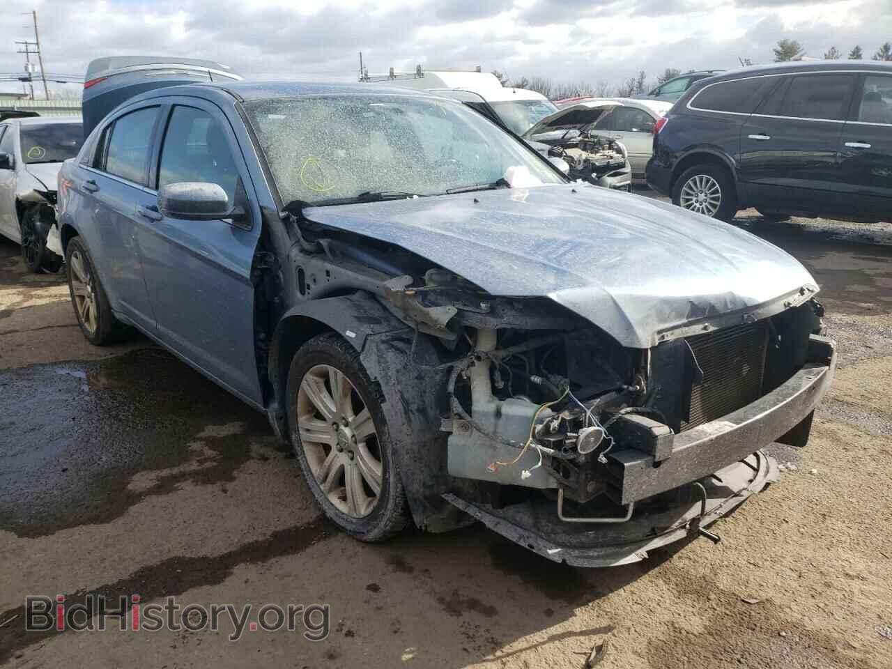 Photo 1C3BC1FB8BN568926 - CHRYSLER 200 2011