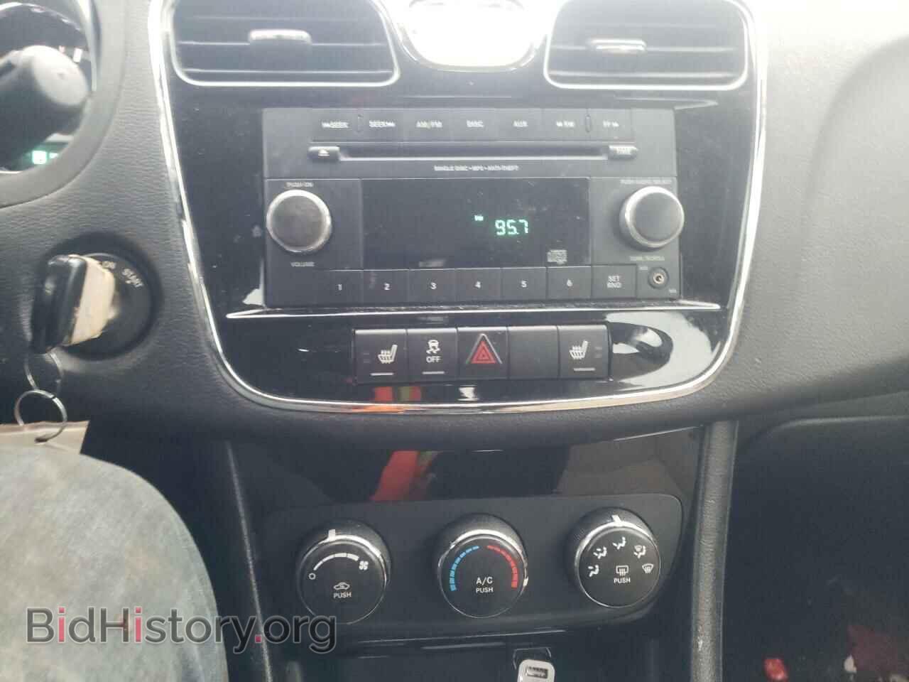 2012 CHRYSLER 200 - VIN: 1C3CCBAGXCN194544 - Фото 9
