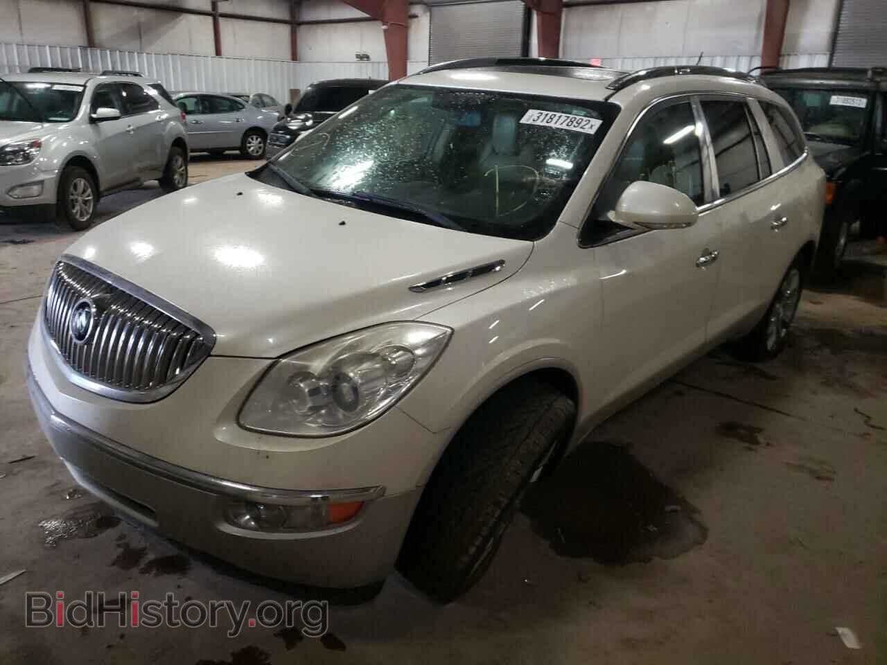 2011 BUICK ENCLAVE - VIN: 5GAKVCED4BJ305457 - Фото 2