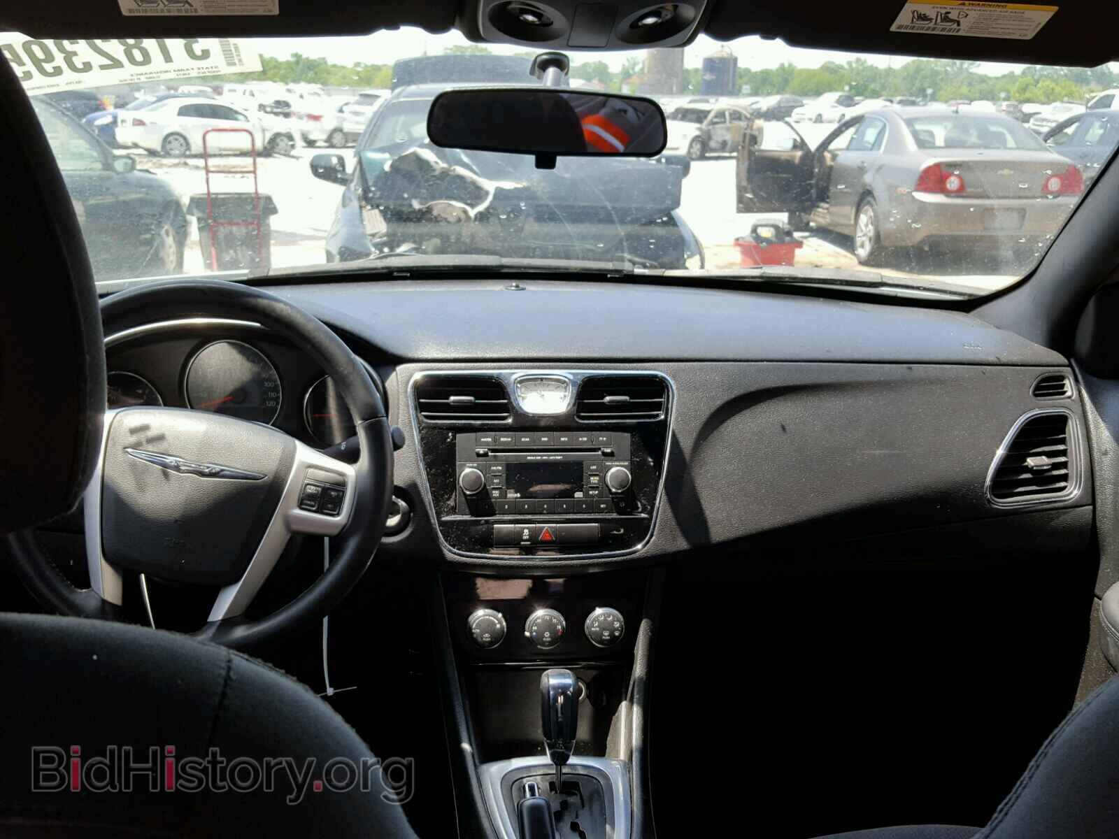 2013 CHRYSLER 200 - VIN: 1C3CCBBG9DN716516 - Фото 9