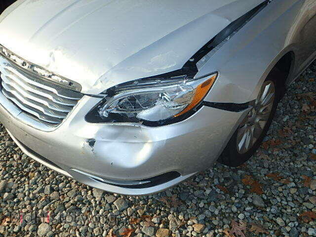 2012 CHRYSLER 200 - VIN: 1C3CCBAB6CN101314 - Фото 10