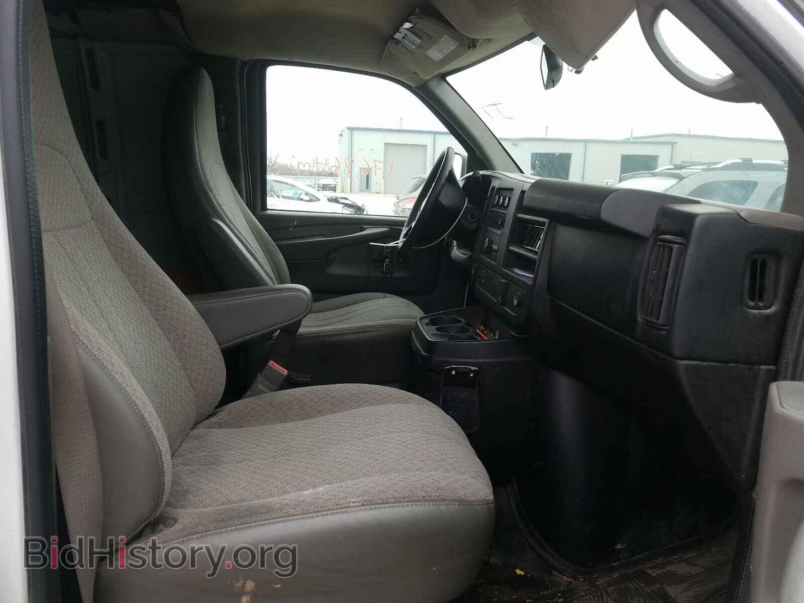 2015 CHEVROLET EXPRESS - VIN: 1GCWGGCF1F1268914 - Фото 5