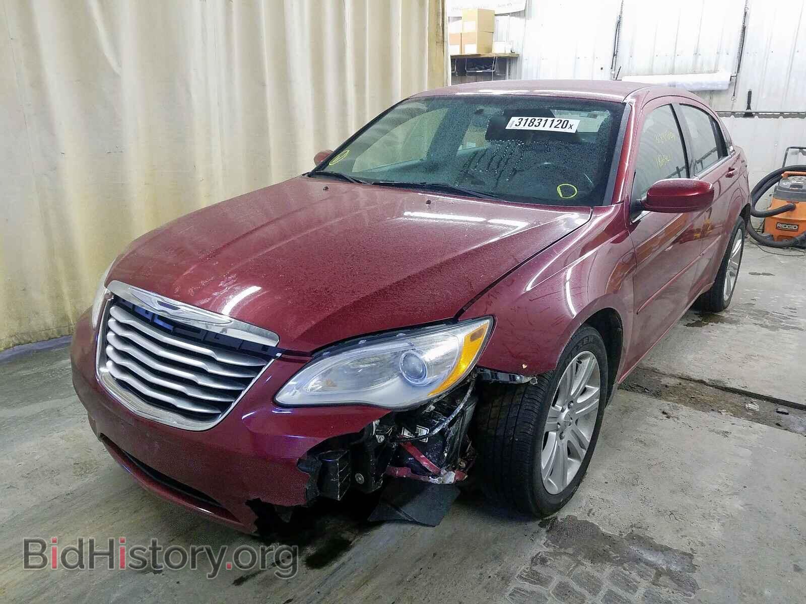 2013 CHRYSLER 200 - VIN: 1C3CCBBB8DN714258 - Фото 2