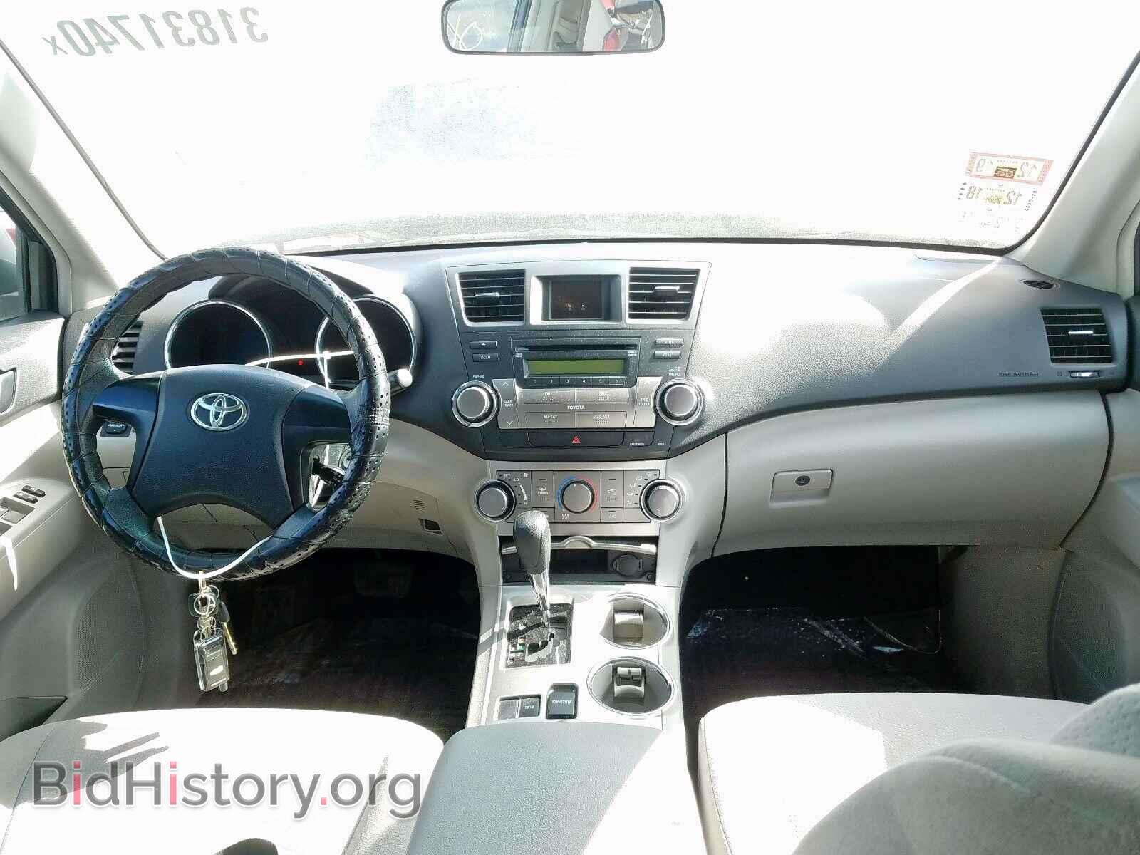 2012 TOYOTA HIGHLANDER - VIN: 5TDZA3EH4CS017972 - Фото 9