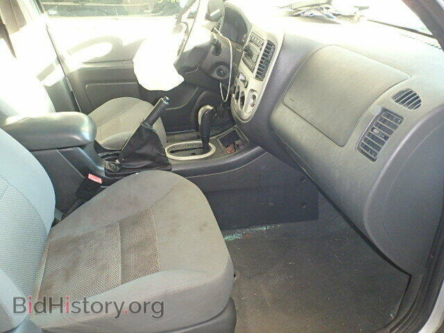 2007 FORD ESCAPE - VIN: 1FMYU03147KA25733 - Фото 5