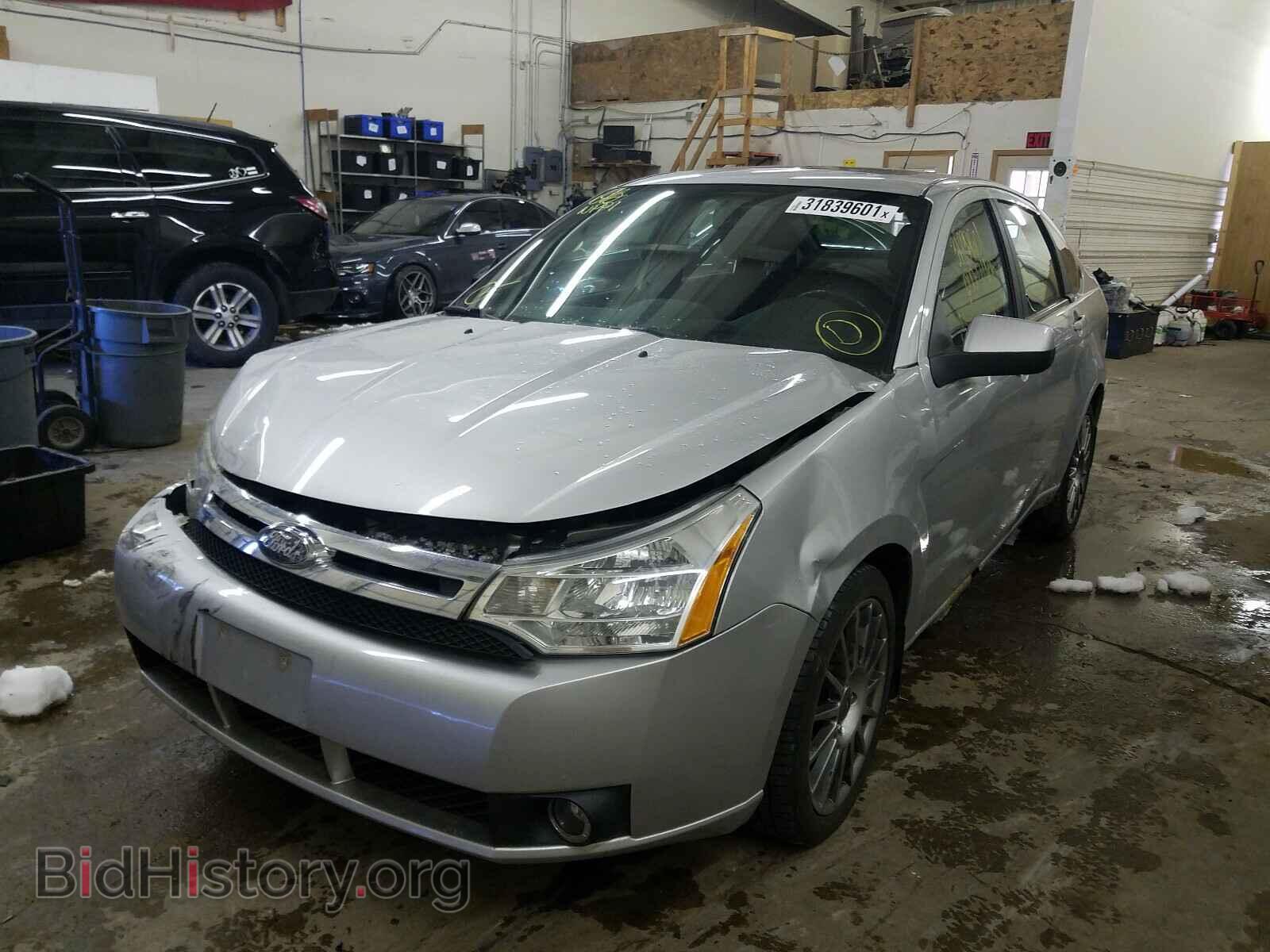 2009 FORD FOCUS - VIN: 1FAHP36N19W156681 - Фото 2