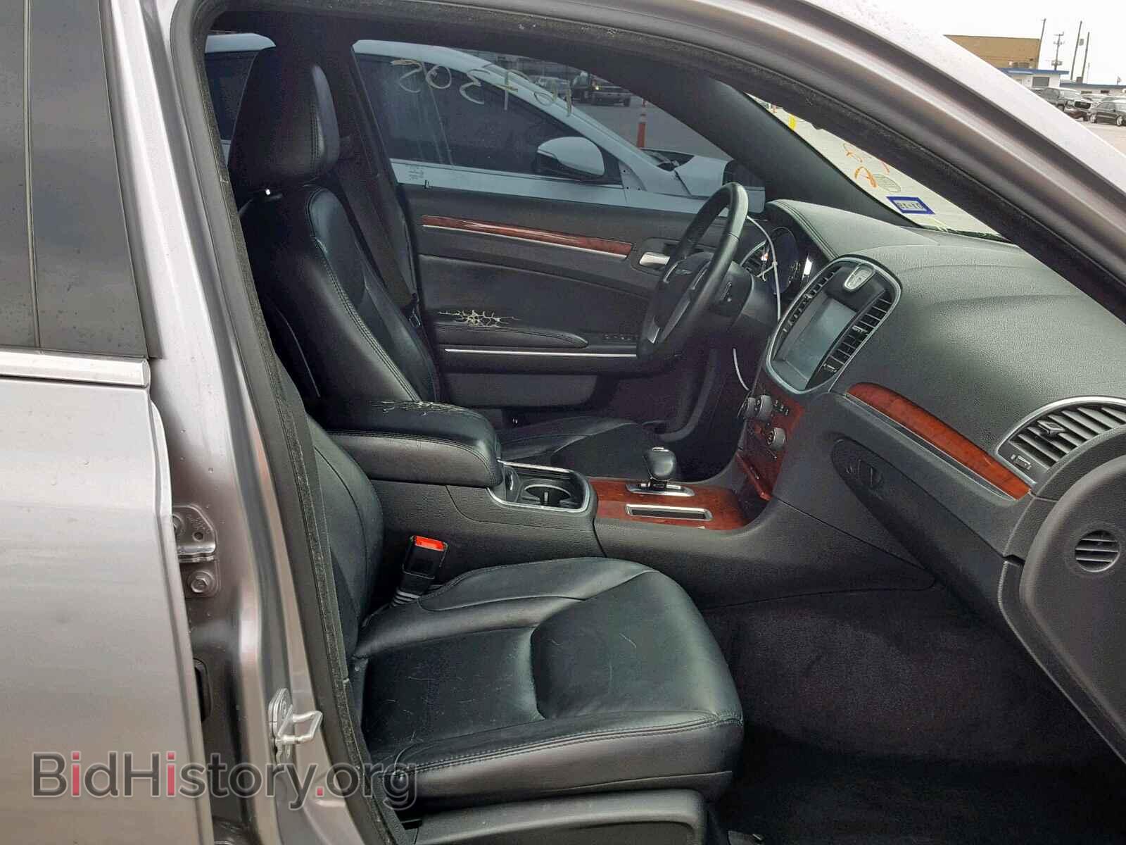 2013 CHRYSLER 300 - VIN: 2C3CCAAG8DH657477 - Фото 5