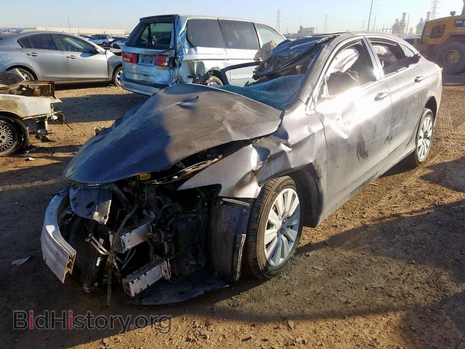 2016 CHRYSLER 200 - VIN: 1C3CCCFB7GN100161 - Photo 2