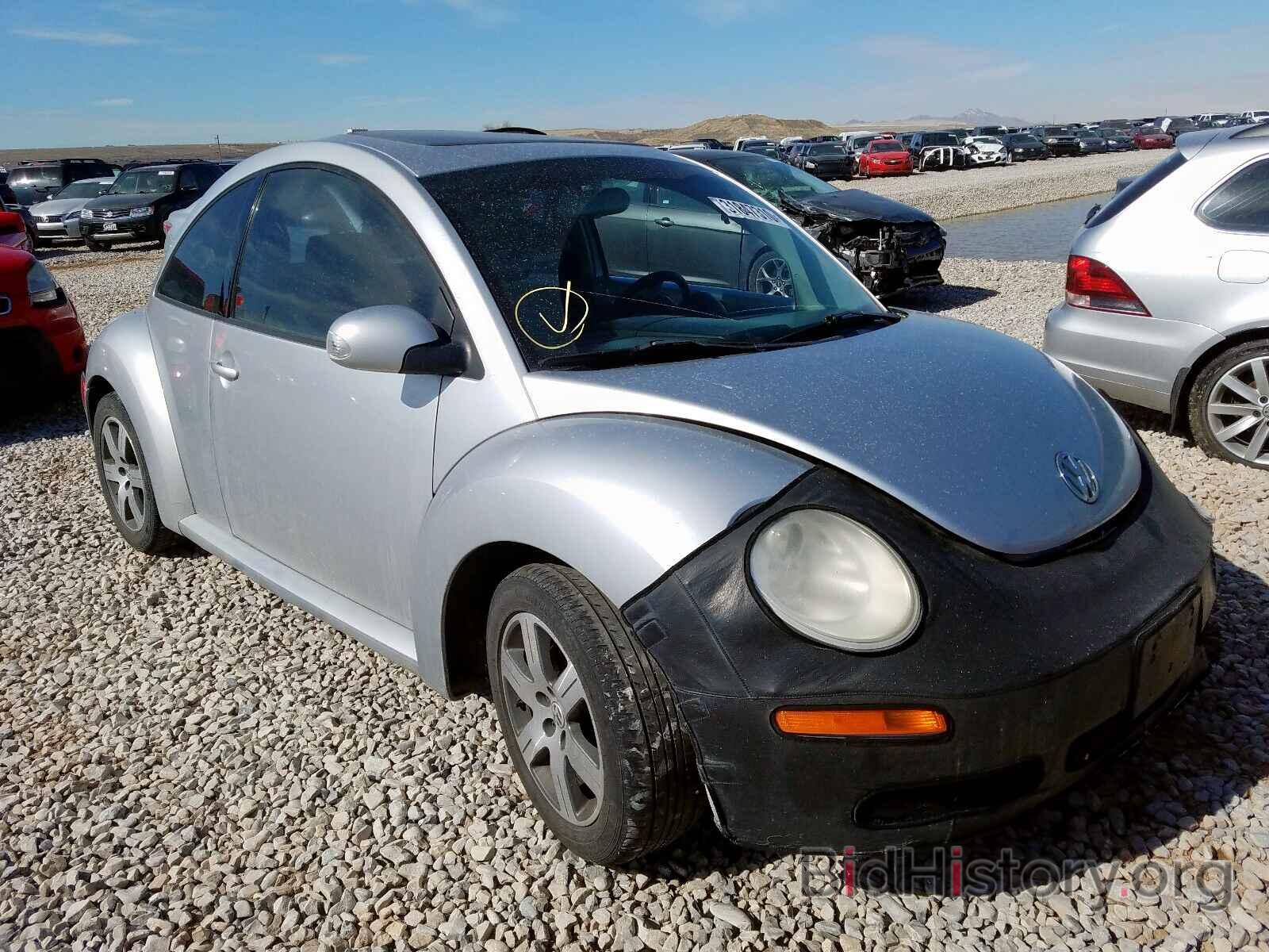 Photo 3VWPR31C66M401182 - VOLKSWAGEN BEETLE 2006