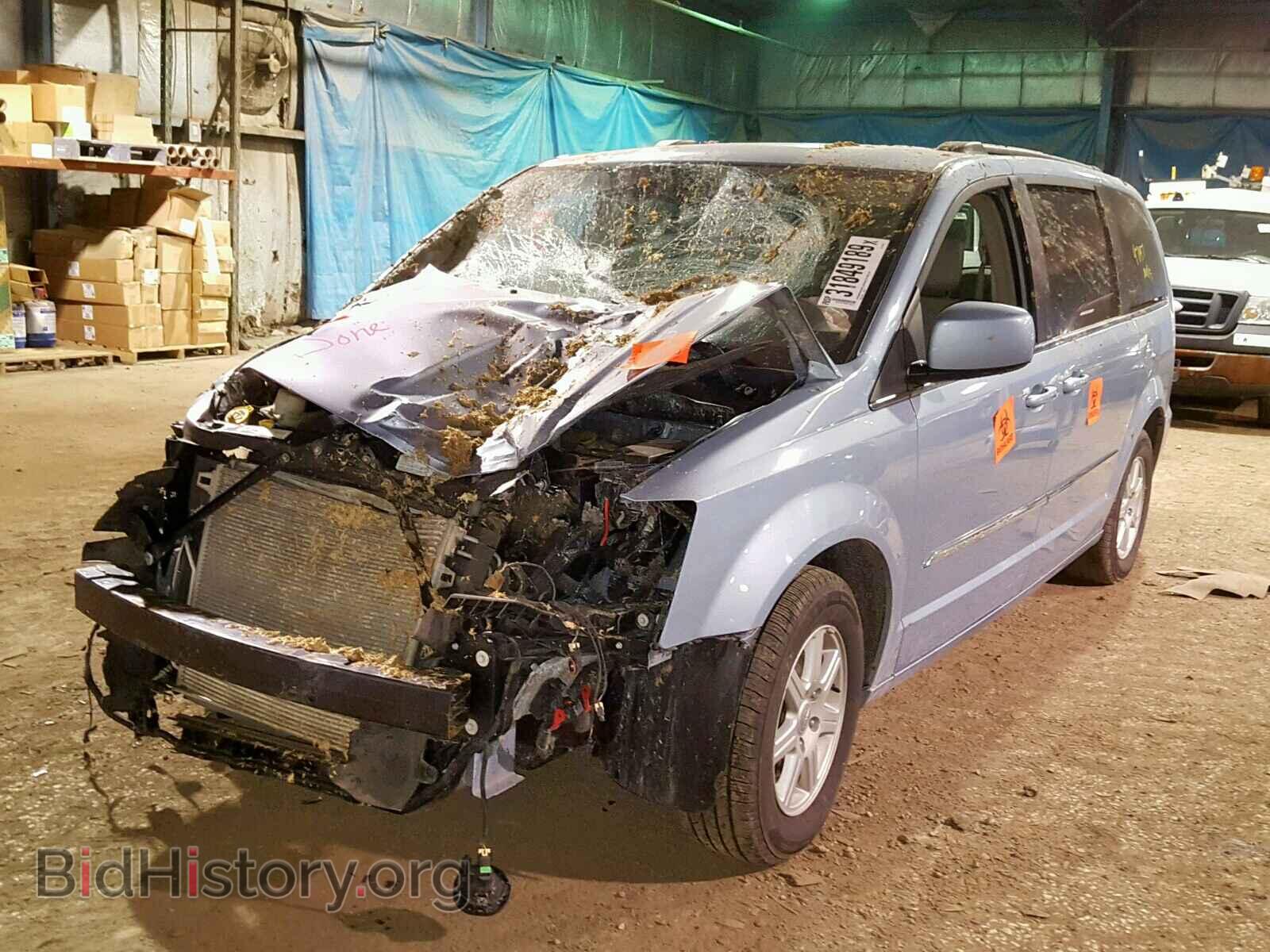 2013 CHRYSLER TOWN & COU - VIN: 2C4RC1BG9DR555247 - Фото 2