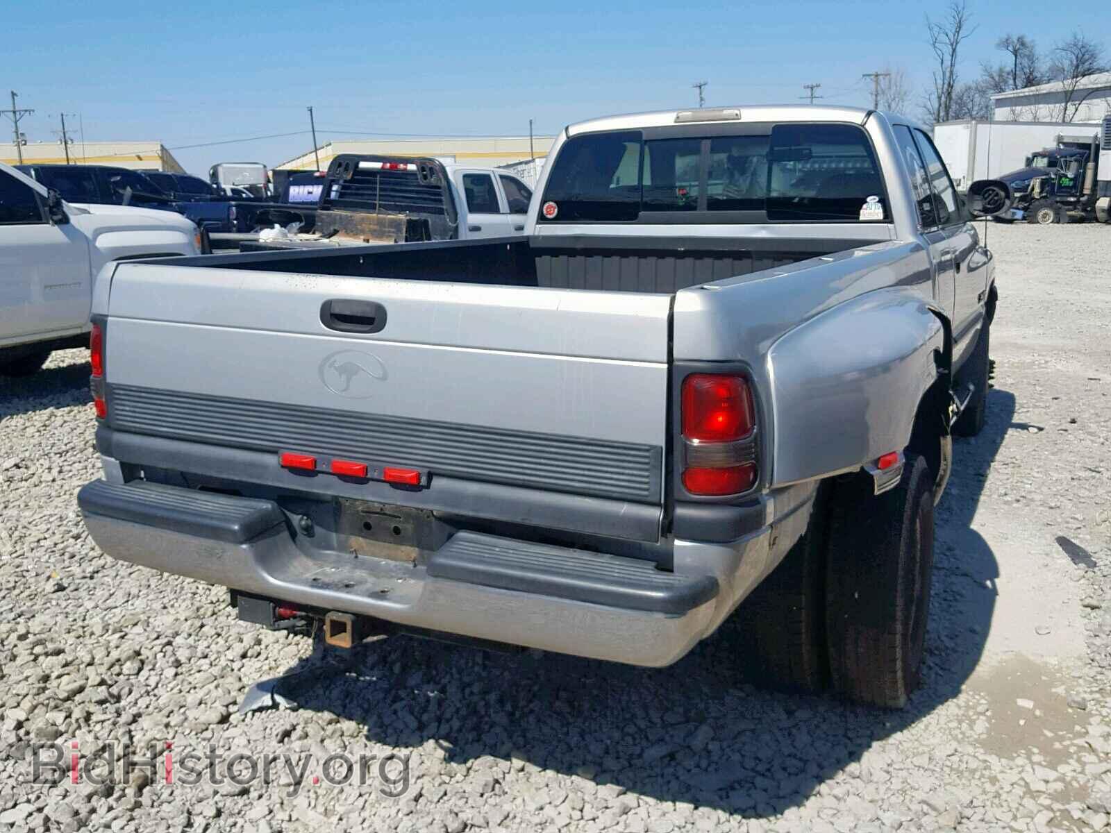 1998 DODGE RAM 3500 - VIN: 1B7MF3367WJ207148 - Фото 4