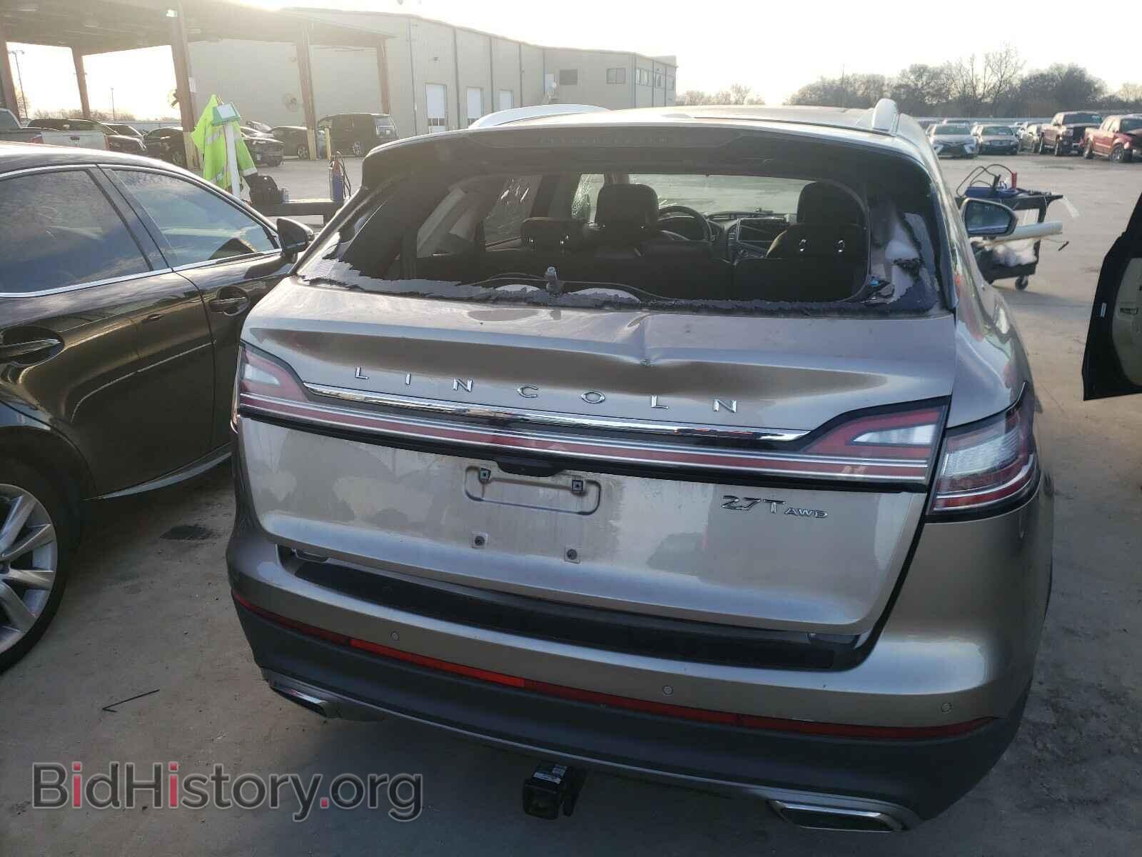 2019 LINCOLN NAUTILUS - VIN: 2LMPJ8LP9KBL18722 - Фото 9