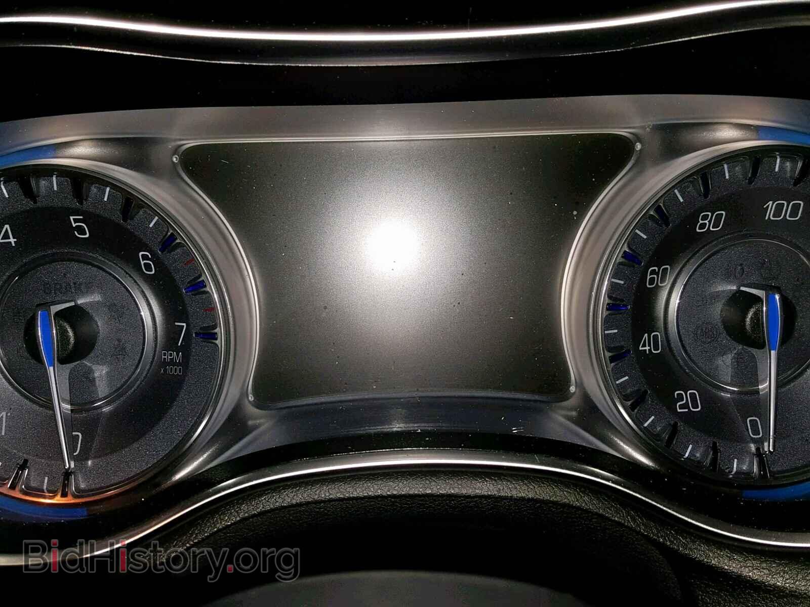 2016 CHRYSLER 300 - VIN: 2C3CCAEGXGH113061 - Фото 8