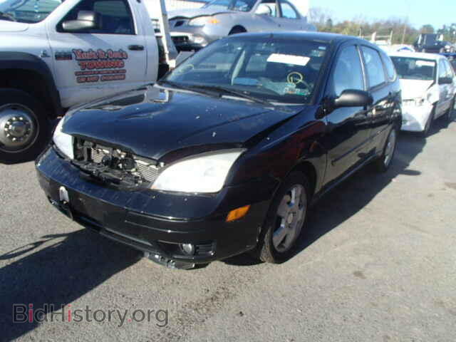 2005 FORD FOCUS - VIN: 3FAHP37N35R118008 - Фото 2