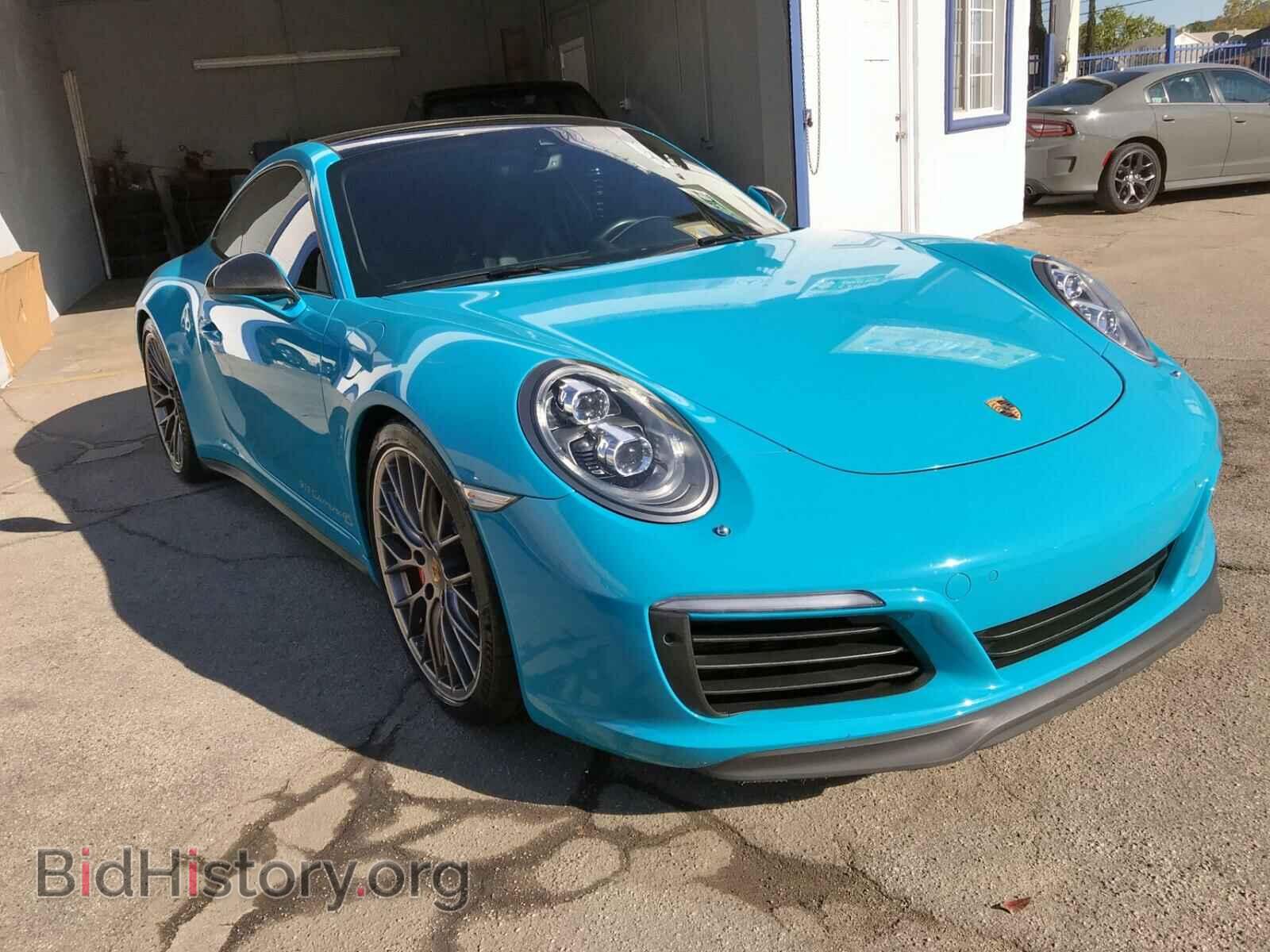 Фотография WP0AB2A90HS123840 - PORSCHE 911 2017