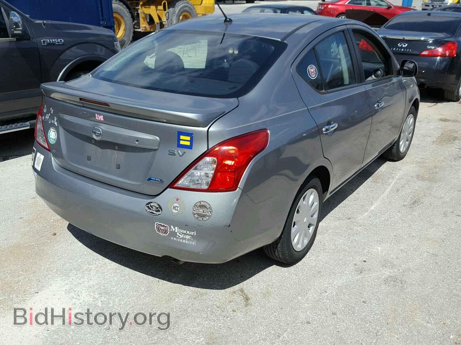 2013 NISSAN VERSA - VIN: 3N1CN7AP1DL875828 - Фото 4