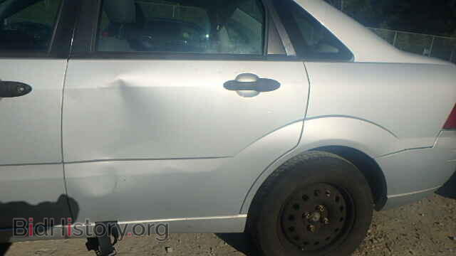 2005 FORD FOCUS - VIN: 1FAFP34N35W166391 - Фото 10